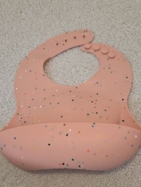 Mushie Bib